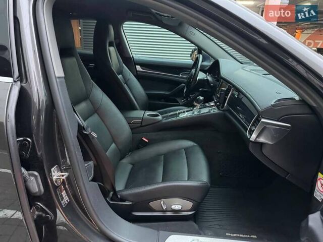 Чорний Порше Panamera, об'ємом двигуна 4.81 л та пробігом 173 тис. км за 15990 $, фото 9 на Automoto.ua