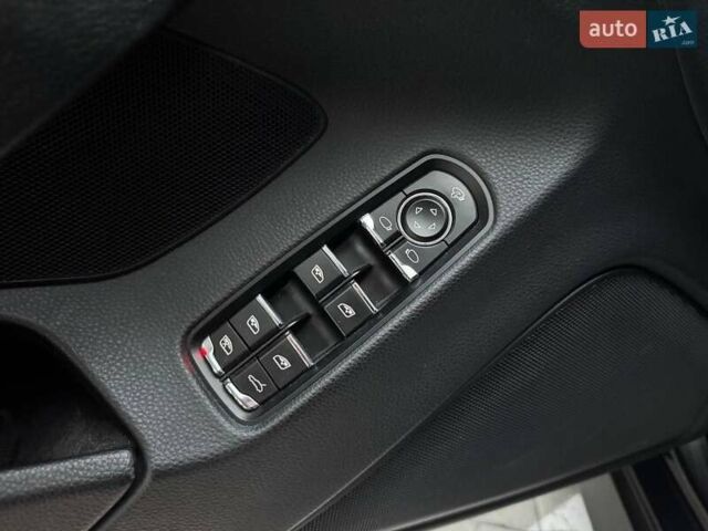 Чорний Порше Panamera, об'ємом двигуна 4.81 л та пробігом 173 тис. км за 15990 $, фото 10 на Automoto.ua