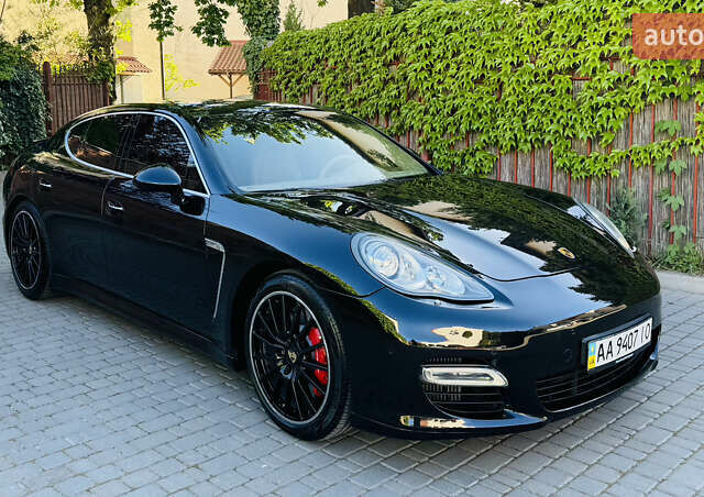 Черный Порше Панамера, объемом двигателя 4.8 л и пробегом 167 тыс. км за 19900 $, фото 3 на Automoto.ua