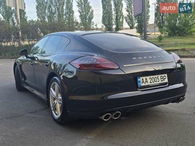 Черный Порше Панамера, объемом двигателя 4.81 л и пробегом 82 тыс. км за 22900 $, фото 7 на Automoto.ua