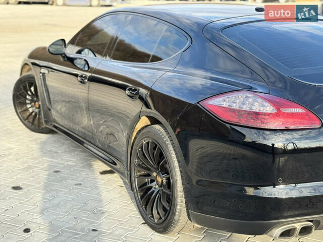 Черный Порше Панамера, объемом двигателя 4.81 л и пробегом 162 тыс. км за 19800 $, фото 7 на Automoto.ua