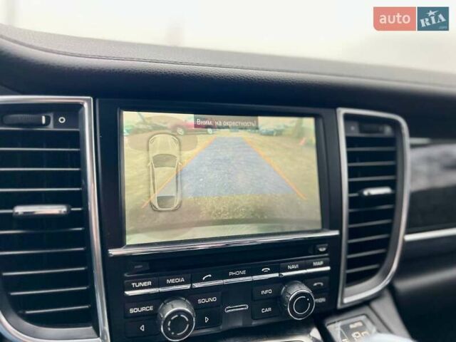 Черный Порше Панамера, объемом двигателя 2.97 л и пробегом 272 тыс. км за 25000 $, фото 23 на Automoto.ua