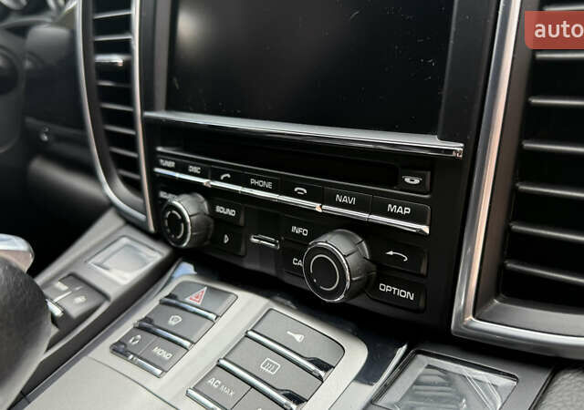 Черный Порше Панамера, объемом двигателя 3.61 л и пробегом 180 тыс. км за 19000 $, фото 10 на Automoto.ua