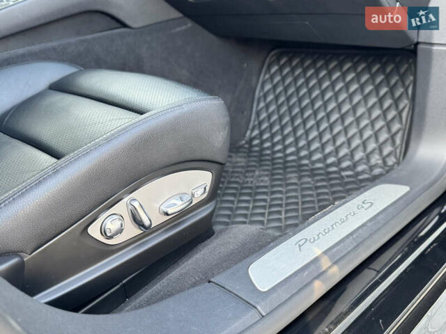 Черный Порше Панамера, объемом двигателя 4.81 л и пробегом 162 тыс. км за 19800 $, фото 21 на Automoto.ua