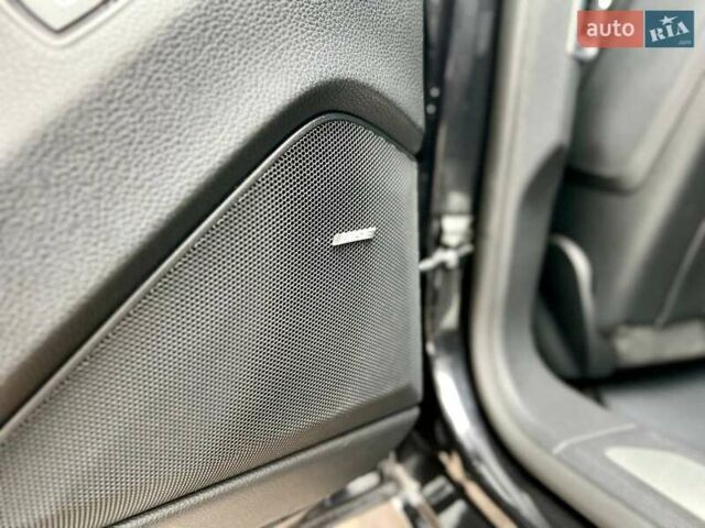 Черный Порше Панамера, объемом двигателя 2.97 л и пробегом 272 тыс. км за 25000 $, фото 34 на Automoto.ua