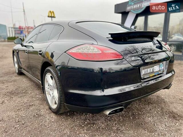 Черный Порше Панамера, объемом двигателя 2.97 л и пробегом 272 тыс. км за 25000 $, фото 40 на Automoto.ua