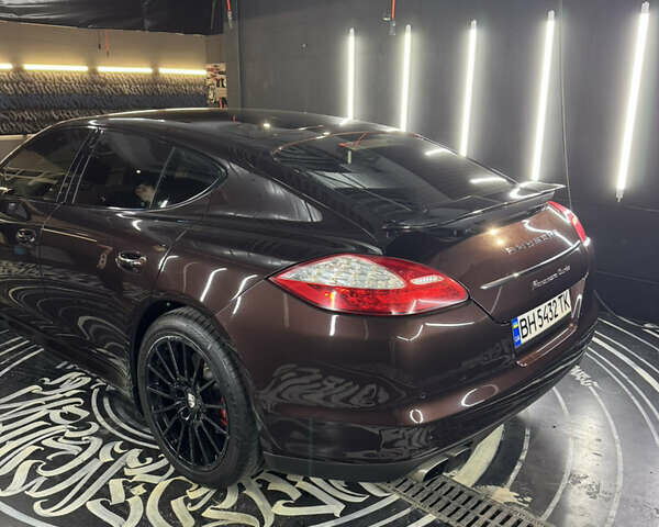 Порше Панамера 2011 в Одессе на Automoto.ua Черный Порше Панамера, объемом двигателя 4.81 л и пробегом 115 тыс. км за 27999 $, фото 17 на Automoto.ua