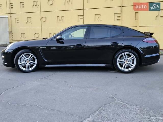 Черный Порше Панамера, объемом двигателя 4.81 л и пробегом 82 тыс. км за 22900 $, фото 41 на Automoto.ua