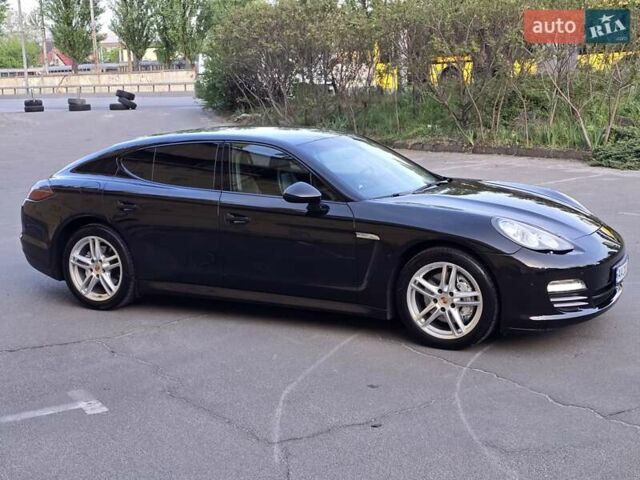 Черный Порше Панамера, объемом двигателя 4.81 л и пробегом 82 тыс. км за 22900 $, фото 24 на Automoto.ua