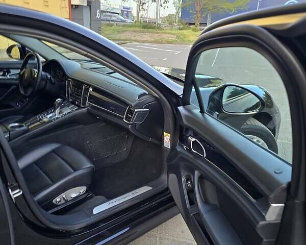 Черный Порше Панамера, объемом двигателя 4.81 л и пробегом 82 тыс. км за 22900 $, фото 17 на Automoto.ua