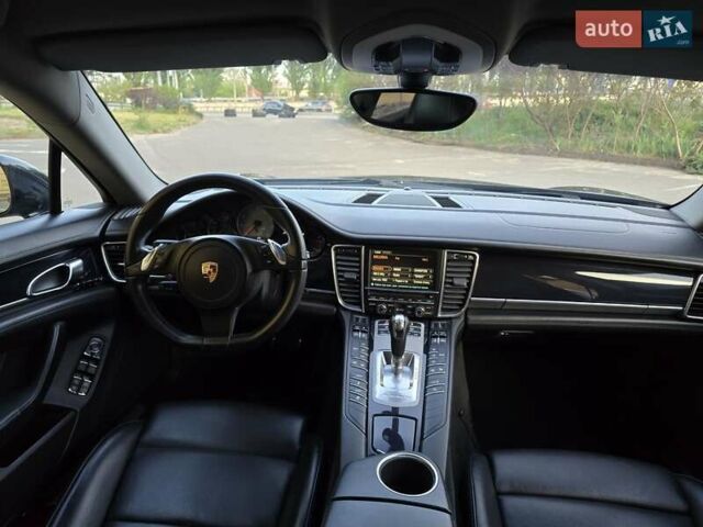 Черный Порше Панамера, объемом двигателя 4.81 л и пробегом 82 тыс. км за 22900 $, фото 15 на Automoto.ua
