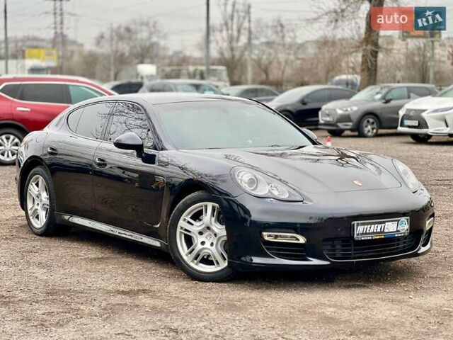 Черный Порше Панамера, объемом двигателя 2.97 л и пробегом 272 тыс. км за 25000 $, фото 6 на Automoto.ua