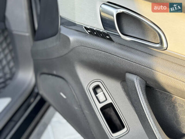 Черный Порше Панамера, объемом двигателя 4.81 л и пробегом 162 тыс. км за 19800 $, фото 22 на Automoto.ua