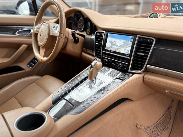 Черный Порше Панамера, объемом двигателя 4.81 л и пробегом 108 тыс. км за 41900 $, фото 10 на Automoto.ua