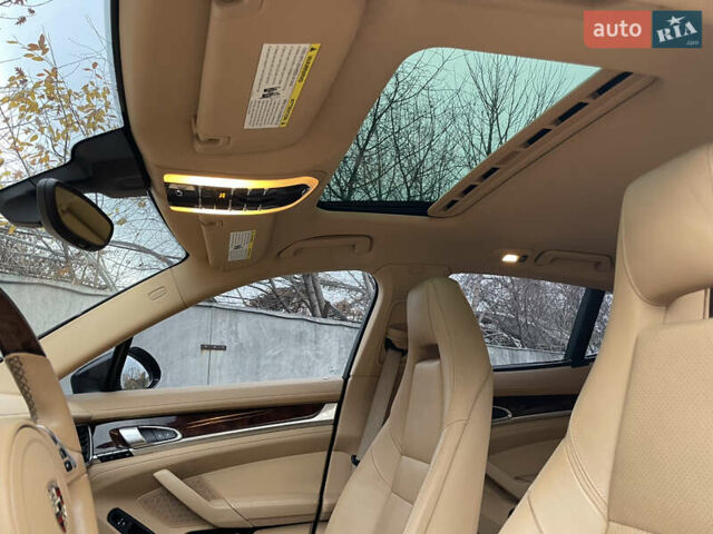 Черный Порше Панамера, объемом двигателя 3 л и пробегом 130 тыс. км за 23490 $, фото 37 на Automoto.ua