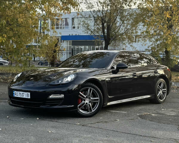 Черный Порше Панамера, объемом двигателя 2.97 л и пробегом 140 тыс. км за 21900 $, фото 1 на Automoto.ua