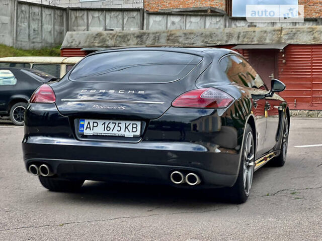 Чорний Порше Panamera, об'ємом двигуна 4.8 л та пробігом 161 тис. км за 22000 $, фото 10 на Automoto.ua