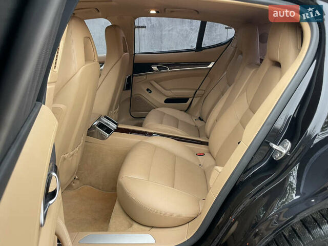 Черный Порше Панамера, объемом двигателя 3 л и пробегом 130 тыс. км за 23490 $, фото 15 на Automoto.ua