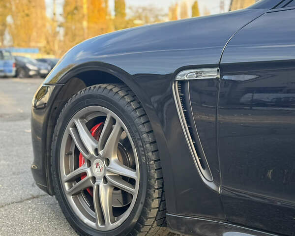 Черный Порше Панамера, объемом двигателя 2.97 л и пробегом 140 тыс. км за 21900 $, фото 10 на Automoto.ua