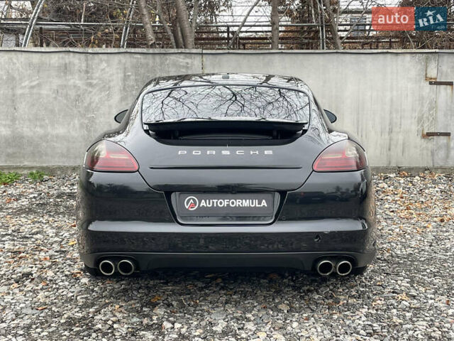 Черный Порше Панамера, объемом двигателя 3 л и пробегом 130 тыс. км за 23490 $, фото 10 на Automoto.ua