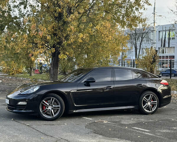 Черный Порше Панамера, объемом двигателя 2.97 л и пробегом 140 тыс. км за 21900 $, фото 2 на Automoto.ua