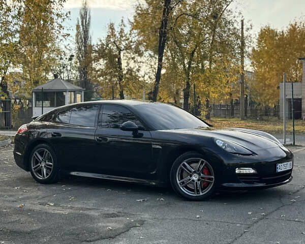 Черный Порше Панамера, объемом двигателя 2.97 л и пробегом 140 тыс. км за 21900 $, фото 4 на Automoto.ua