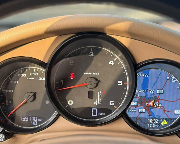 Черный Порше Панамера, объемом двигателя 2.97 л и пробегом 140 тыс. км за 21900 $, фото 13 на Automoto.ua