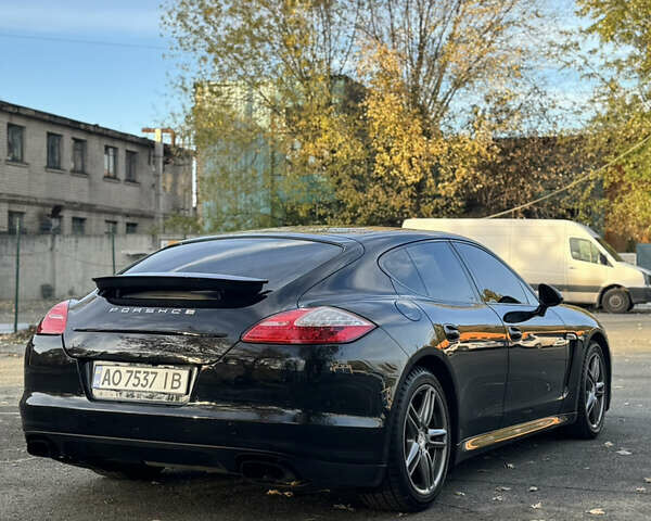 Черный Порше Панамера, объемом двигателя 2.97 л и пробегом 140 тыс. км за 21900 $, фото 5 на Automoto.ua