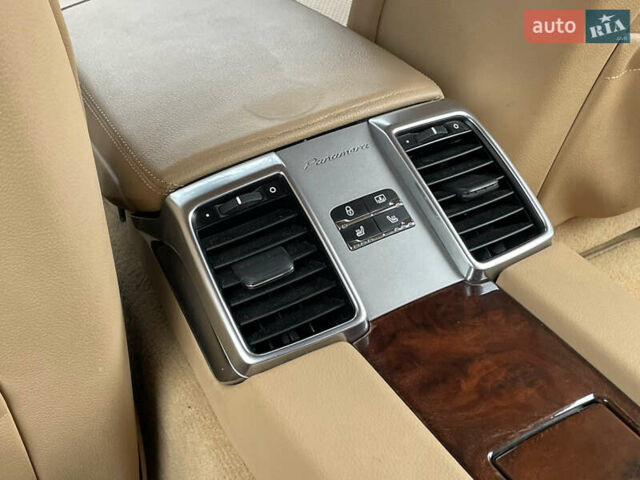 Черный Порше Панамера, объемом двигателя 3 л и пробегом 130 тыс. км за 23490 $, фото 36 на Automoto.ua