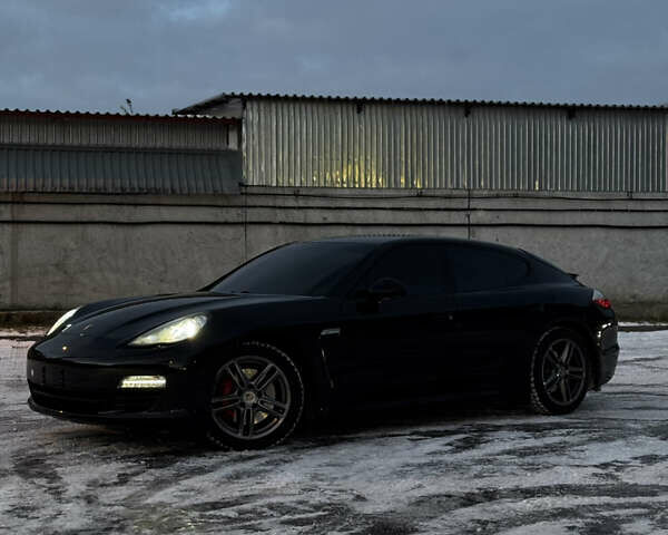 Чорний Порше Panamera, об'ємом двигуна 3 л та пробігом 141 тис. км за 20900 $, фото 4 на Automoto.ua