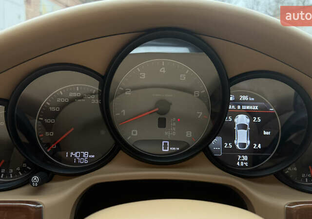 Черный Порше Панамера, объемом двигателя 4.81 л и пробегом 114 тыс. км за 29000 $, фото 8 на Automoto.ua