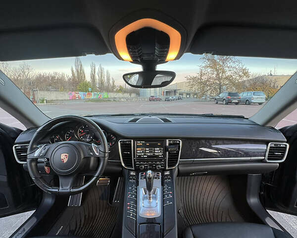 Черный Порше Панамера, объемом двигателя 3.6 л и пробегом 108 тыс. км за 27800 $, фото 18 на Automoto.ua