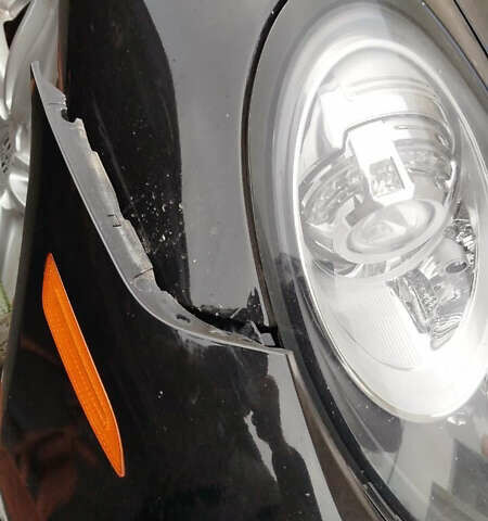 Чорний Порше Panamera, об'ємом двигуна 3.61 л та пробігом 139 тис. км за 39000 $, фото 33 на Automoto.ua