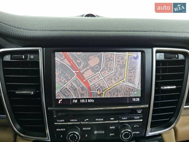 Черный Порше Панамера, объемом двигателя 3.61 л и пробегом 162 тыс. км за 26999 $, фото 34 на Automoto.ua