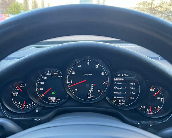 Черный Порше Панамера, объемом двигателя 3.6 л и пробегом 108 тыс. км за 27800 $, фото 17 на Automoto.ua