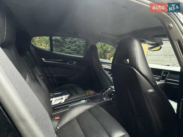 Порше Панамера 2013 в Киеве на Automoto.ua Черный Порше Панамера, объемом двигателя 3 л и пробегом 145 тыс. км за 26900 $, фото 6 на Automoto.ua