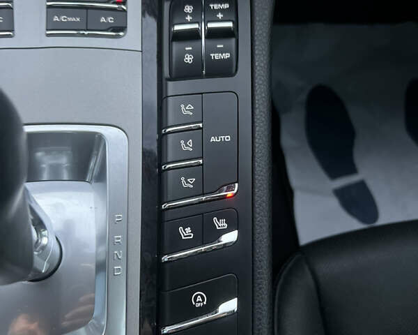 Черный Порше Панамера, объемом двигателя 3.6 л и пробегом 108 тыс. км за 27800 $, фото 22 на Automoto.ua