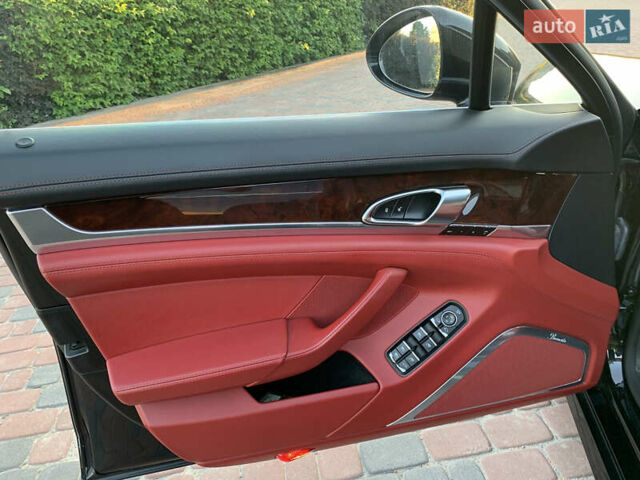 Чорний Порше Panamera, об'ємом двигуна 4.81 л та пробігом 161 тис. км за 39900 $, фото 21 на Automoto.ua