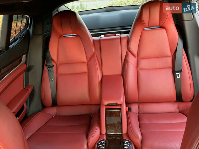 Чорний Порше Panamera, об'ємом двигуна 4.81 л та пробігом 161 тис. км за 39900 $, фото 5 на Automoto.ua