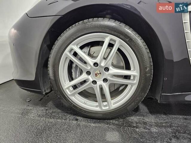 Черный Порше Панамера, объемом двигателя 3.61 л и пробегом 162 тыс. км за 26999 $, фото 39 на Automoto.ua