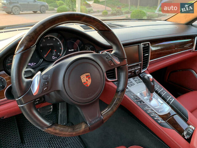 Чорний Порше Panamera, об'ємом двигуна 4.81 л та пробігом 161 тис. км за 39900 $, фото 9 на Automoto.ua
