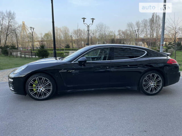 Чорний Порше Panamera, об'ємом двигуна 3 л та пробігом 130 тис. км за 37000 $, фото 6 на Automoto.ua