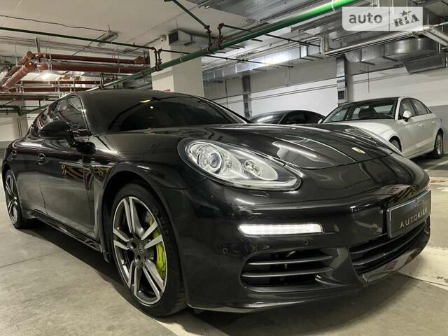 Чорний Порше Panamera, об'ємом двигуна 3 л та пробігом 125 тис. км за 33999 $, фото 13 на Automoto.ua