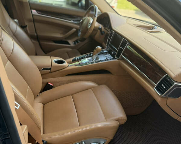 Порше Панамера 2013 в Киеве на Automoto.ua Черный Порше Панамера, объемом двигателя 3 л и пробегом 114 тыс. км за 32500 $, фото 27 на Automoto.ua