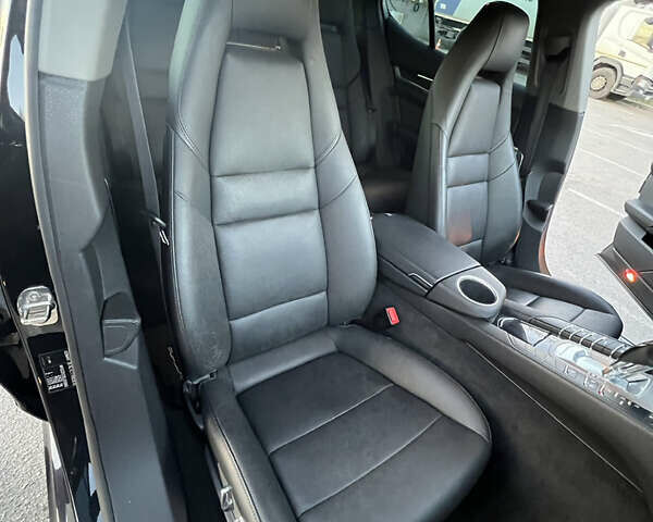 Черный Порше Панамера, объемом двигателя 3.6 л и пробегом 108 тыс. км за 27800 $, фото 27 на Automoto.ua