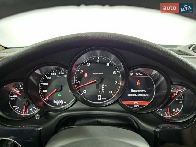 Черный Порше Панамера, объемом двигателя 3.61 л и пробегом 162 тыс. км за 26999 $, фото 35 на Automoto.ua