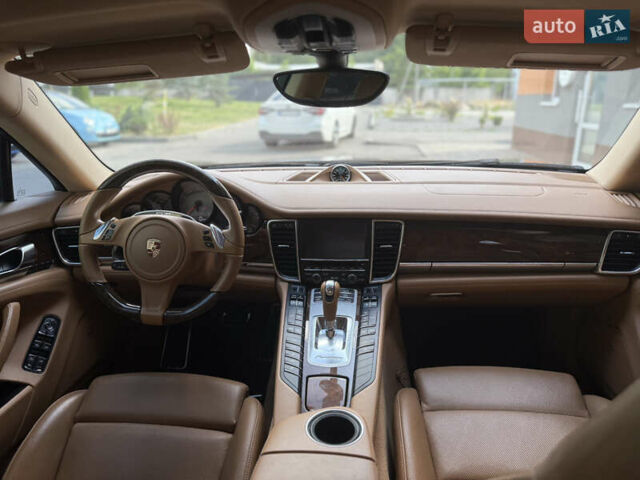 Порше Панамера 2013 в Киеве на Automoto.ua Черный Порше Панамера, объемом двигателя 3 л и пробегом 114 тыс. км за 32500 $, фото 24 на Automoto.ua