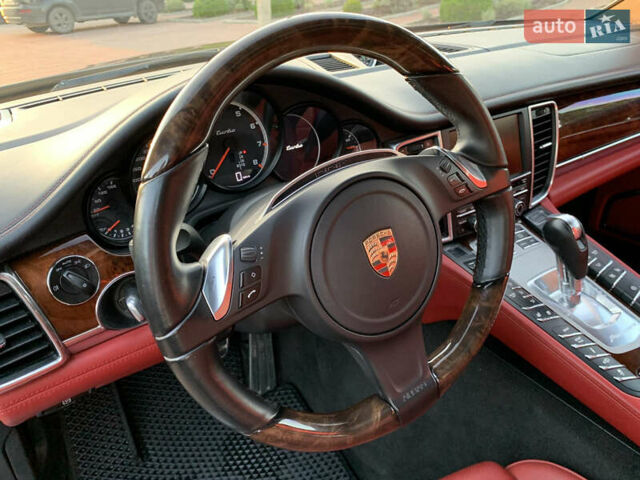 Чорний Порше Panamera, об'ємом двигуна 4.81 л та пробігом 161 тис. км за 39900 $, фото 4 на Automoto.ua
