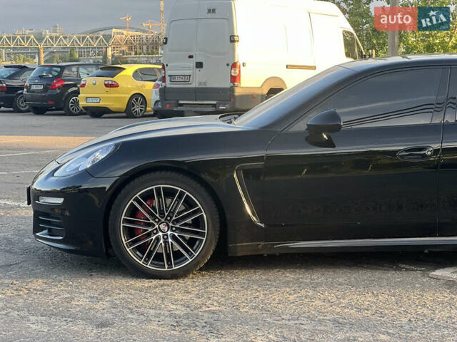 Черный Порше Панамера, объемом двигателя 3.61 л и пробегом 170 тыс. км за 29999 $, фото 3 на Automoto.ua