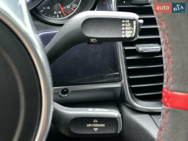 Черный Порше Панамера, объемом двигателя 3.61 л и пробегом 170 тыс. км за 29999 $, фото 23 на Automoto.ua